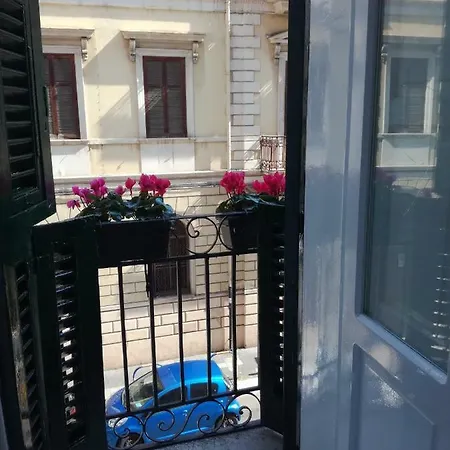 Cairoli 79 Apartman Bari