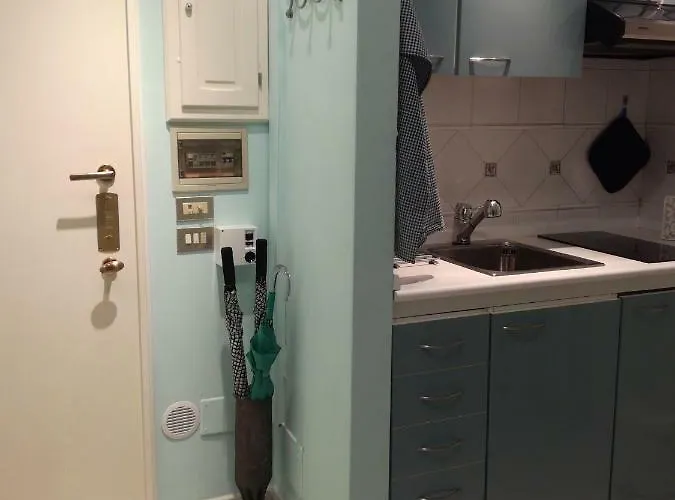 Appartement Cairoli 79 *